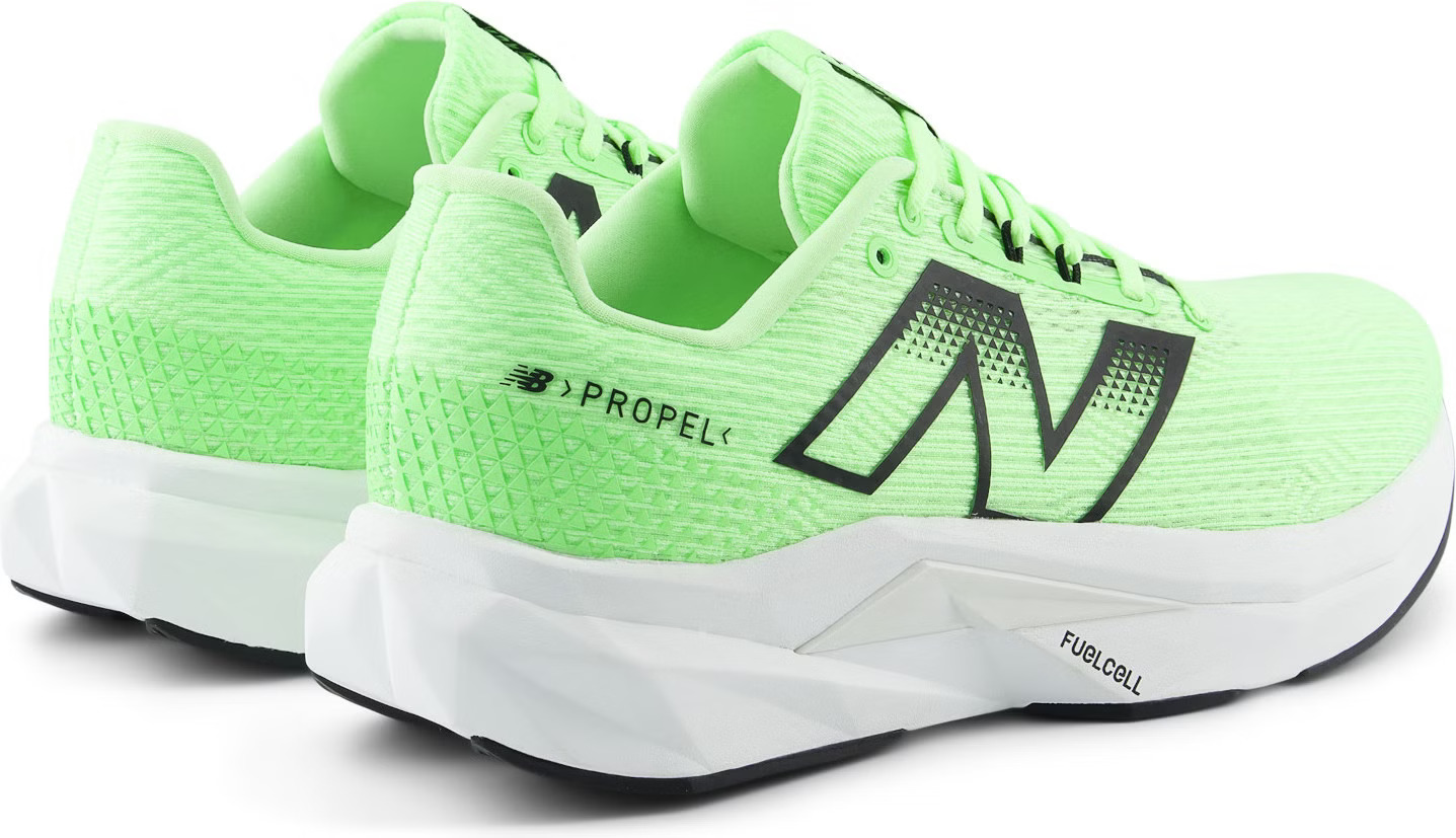Detail der New Balance FuelCell Propel v5