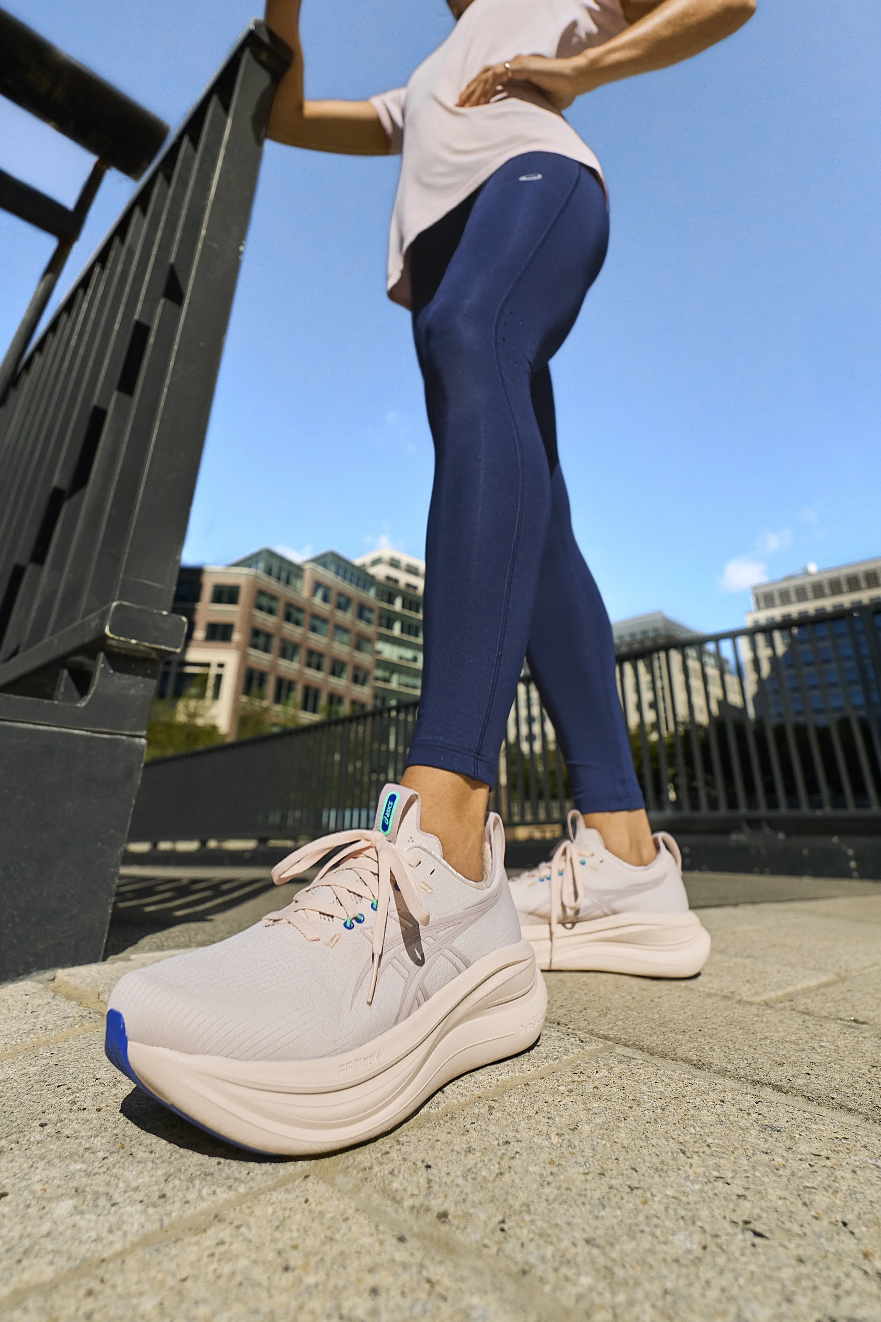 Asics Gel-Nimbus 28 in running situation