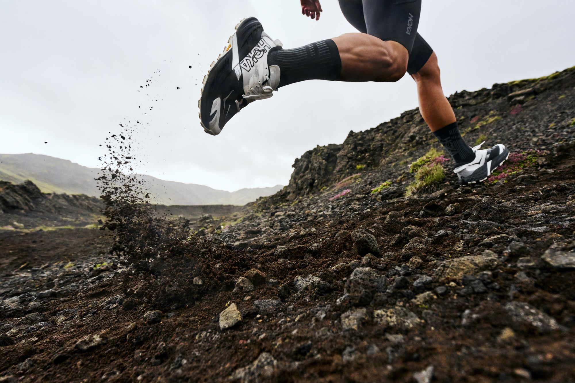 Hoka Speedgoat 7 vista di profilo