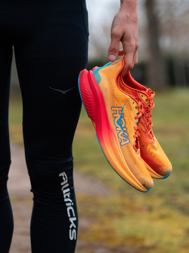 Hoka Mach 6 tijdens het hardlopen