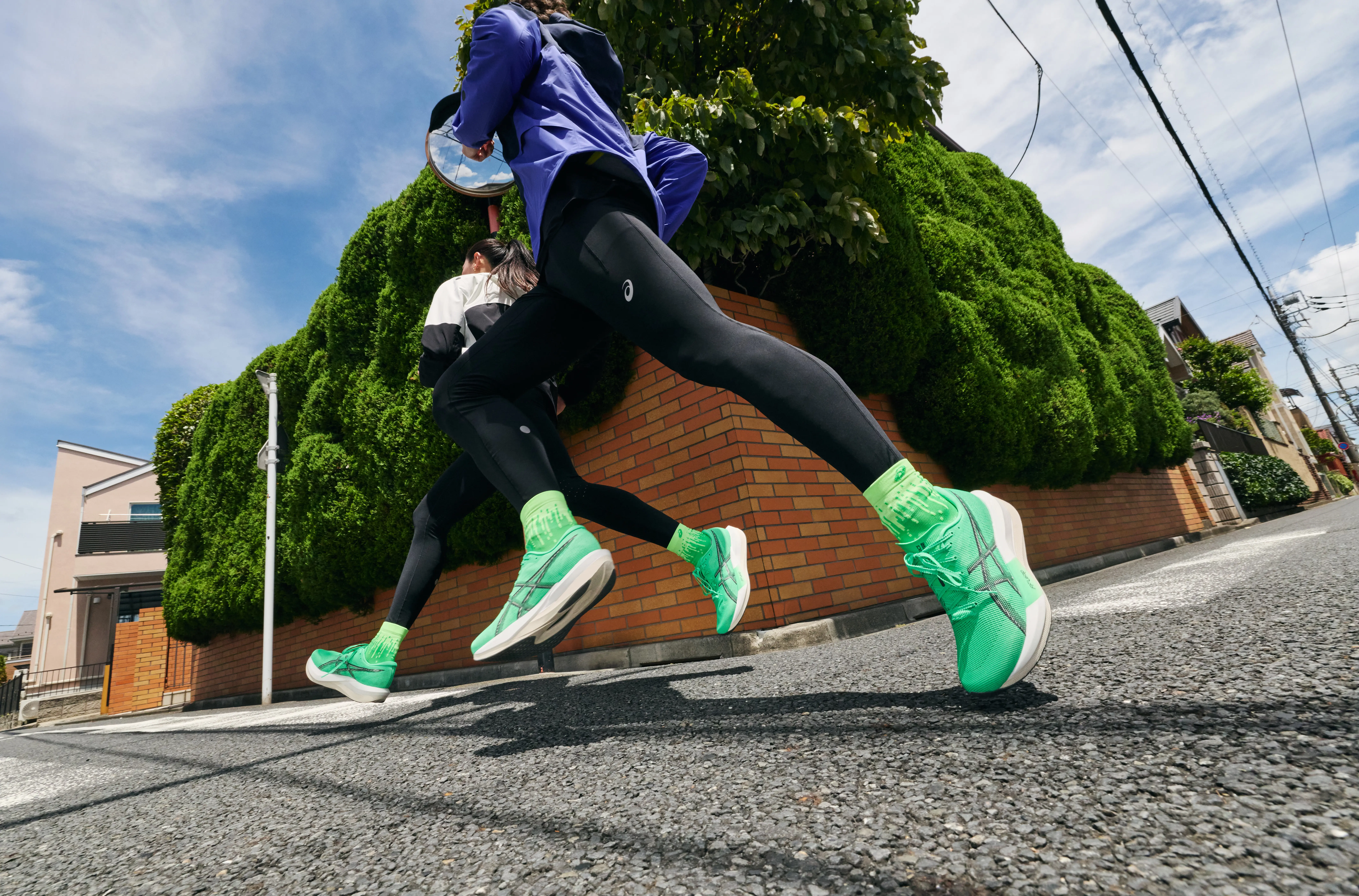 ASICS Magic Speed 5 vue de face