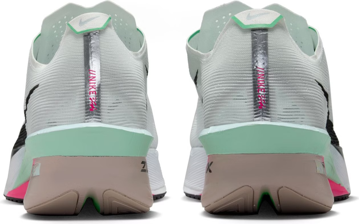 陸上競技用具 NIKE VAPORFLY 4 Nike Vaporfly 4 Review — Marathon Racing Shoes