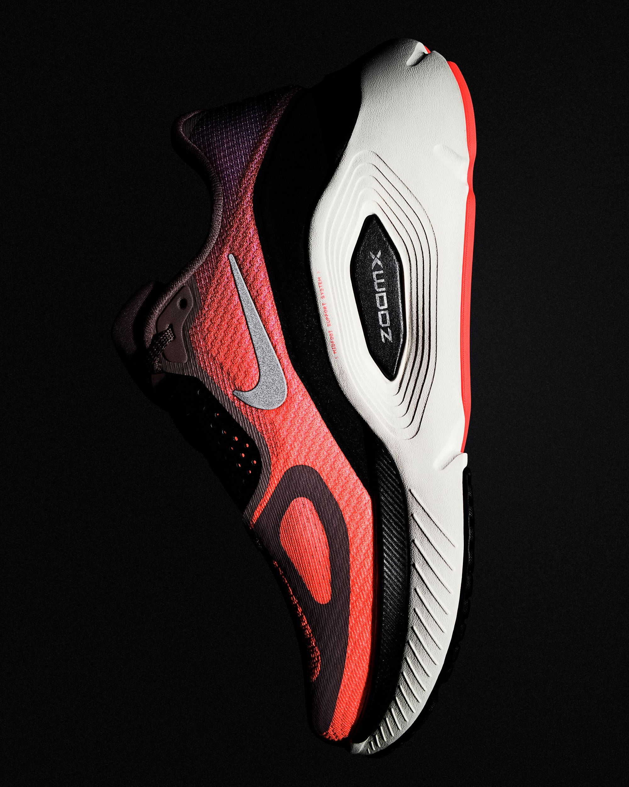 Details van de Nike Structure Plus
